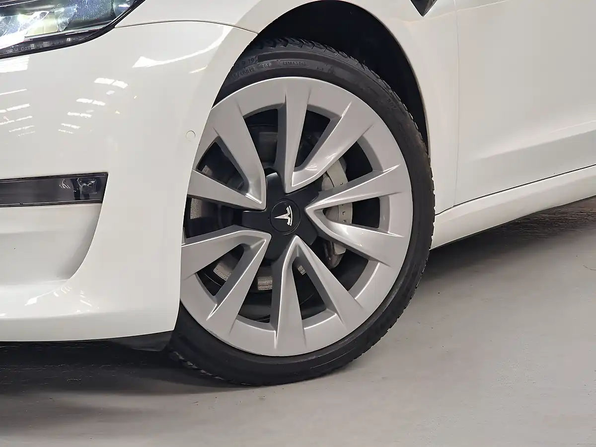 Used 2021 Tesla Model 3 Long Range Pearl White Metallic - Interior and Exterior details 6
