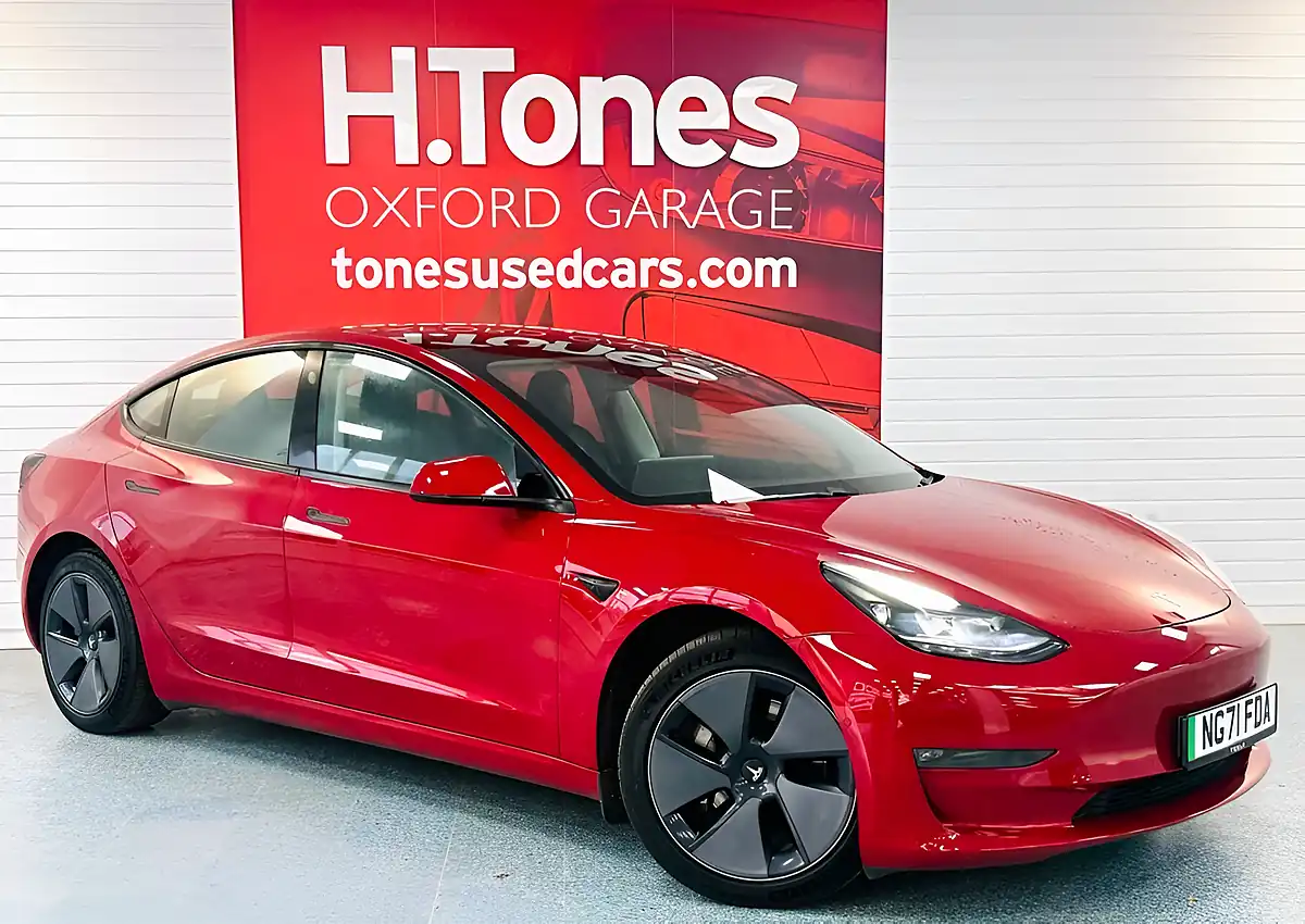 Used 2021 Tesla Model 3 Long Range Red - Front View