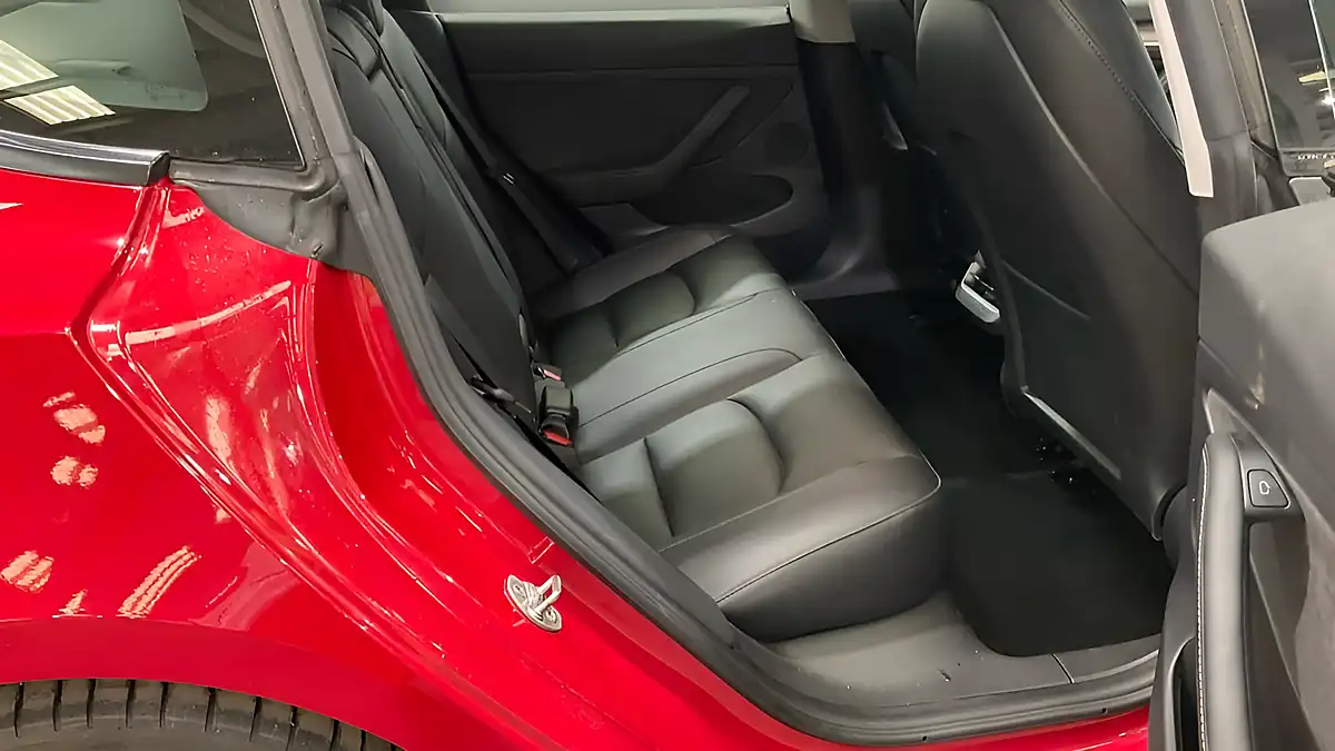 Used 2021 Tesla Model 3 Long Range Red - Interior and Exterior details 8