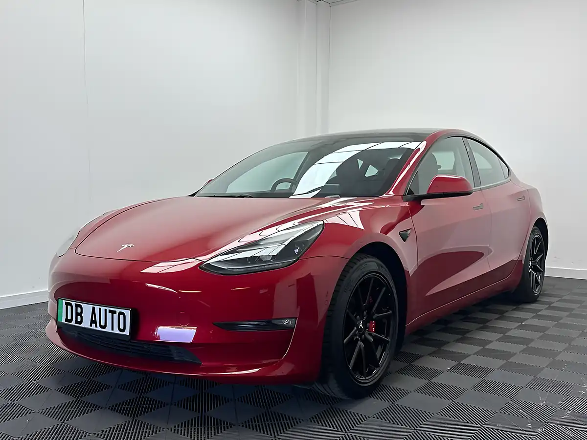 Used 2021 Tesla Model 3 Long Range Red - Interior and Exterior details 4