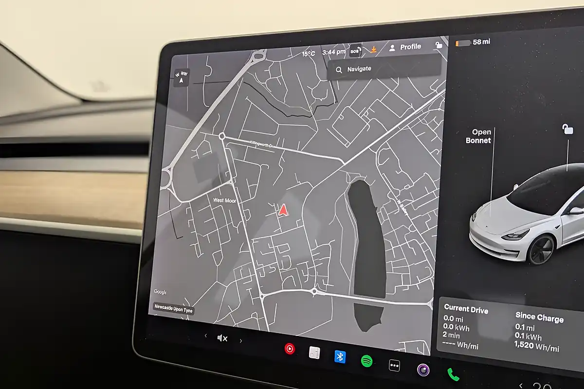 Used 2021 Tesla Model 3 Long Range White - Interior and Exterior details 13