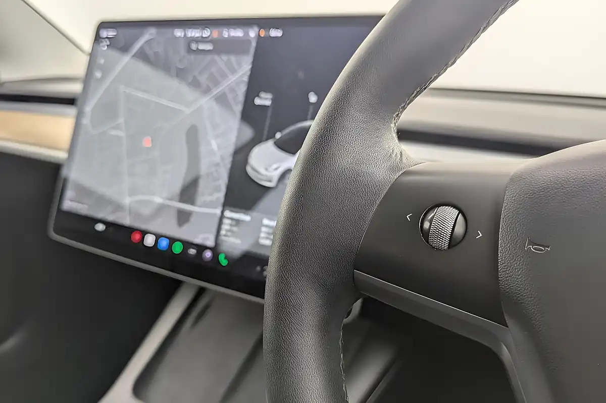 Used 2021 Tesla Model 3 Long Range White - Interior and Exterior details 14