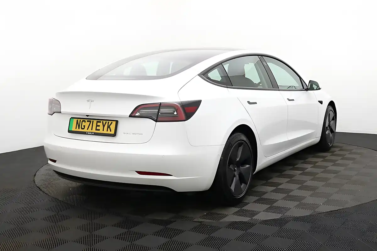 Used 2021 Tesla Model 3 Long Range White - Interior and Exterior details 5