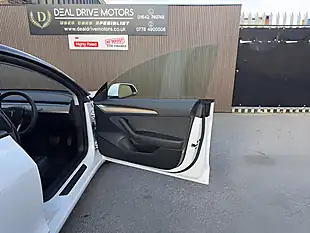 Used 2021 Tesla Model 3 Long Range White - Interior and Exterior details 11