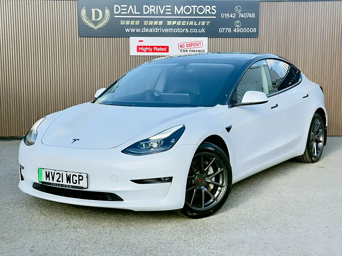 Used 2021 Tesla Model 3 Long Range White - Interior and Exterior details 3
