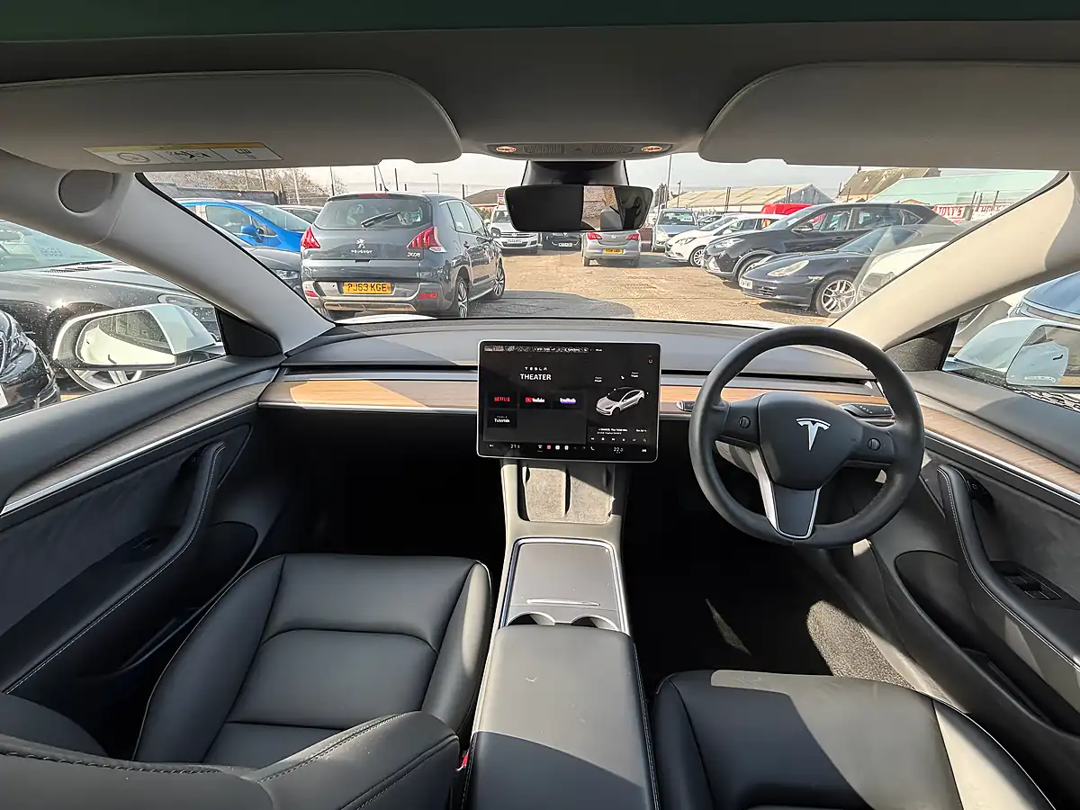 Used 2021 Tesla Model 3 Long Range White - Interior and Exterior details 17