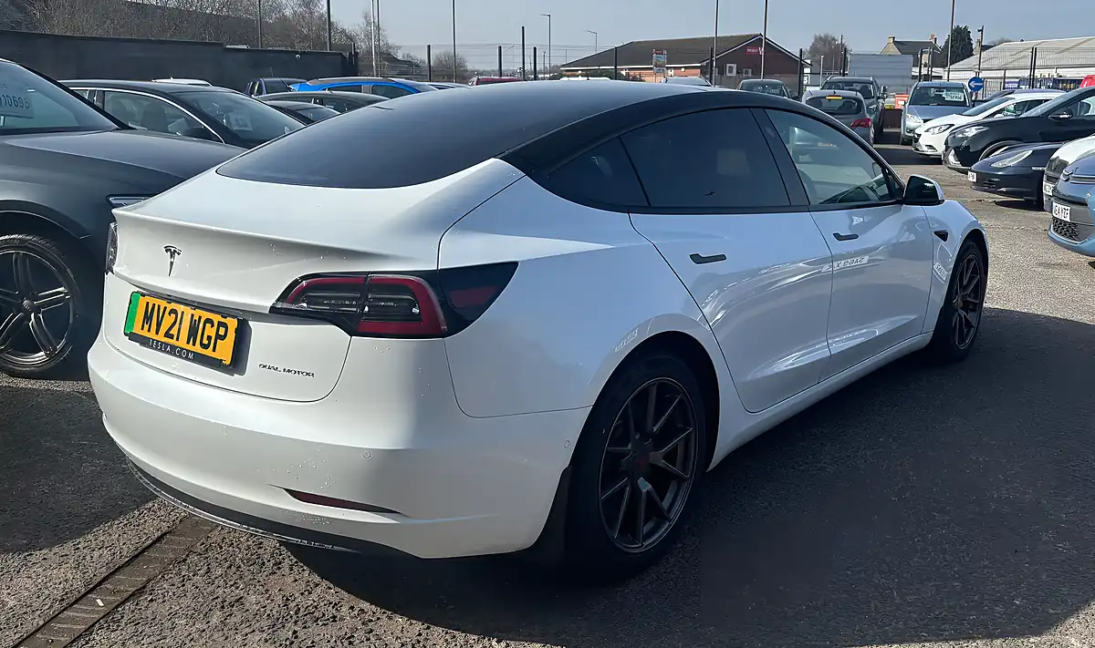 Used 2021 Tesla Model 3 Long Range White - Interior and Exterior details 3