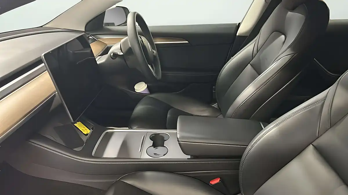 Used 2021 Tesla Model 3 Long Range White - Interior and Exterior details 17