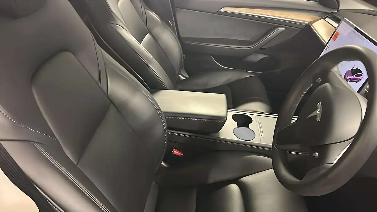 Used 2021 Tesla Model 3 Long Range White - Interior and Exterior details 20