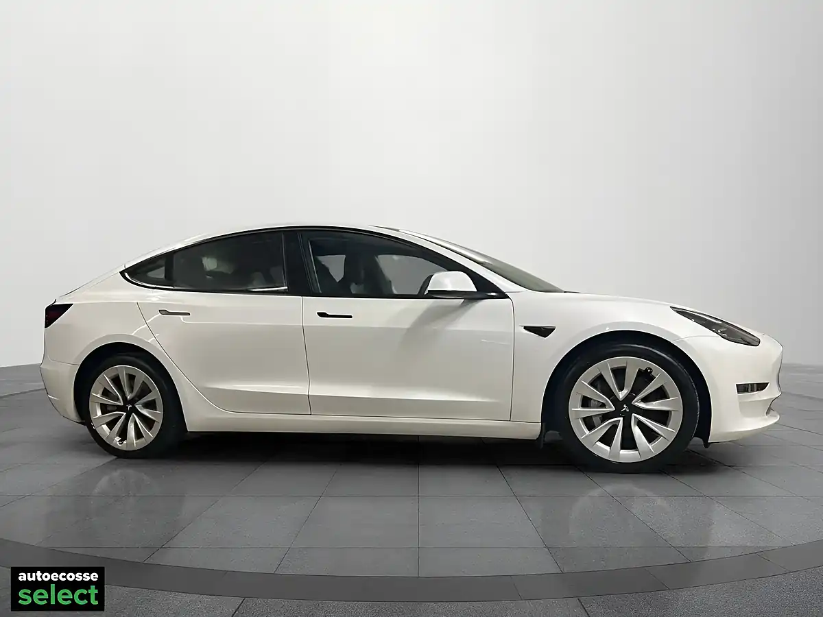 Used 2021 Tesla Model 3 Long Range White - Interior and Exterior details 4