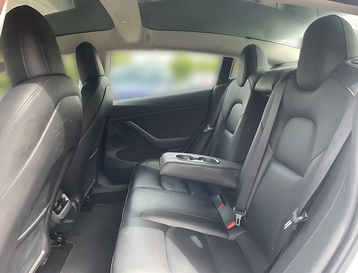 Used 2021 Tesla Model 3 Long Range White - Interior and Exterior details 11