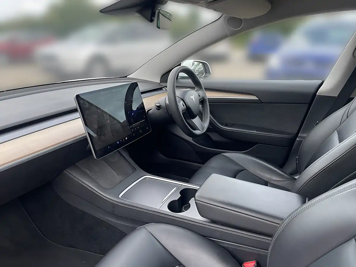 Used 2021 Tesla Model 3 Long Range White - Interior and Exterior details 14