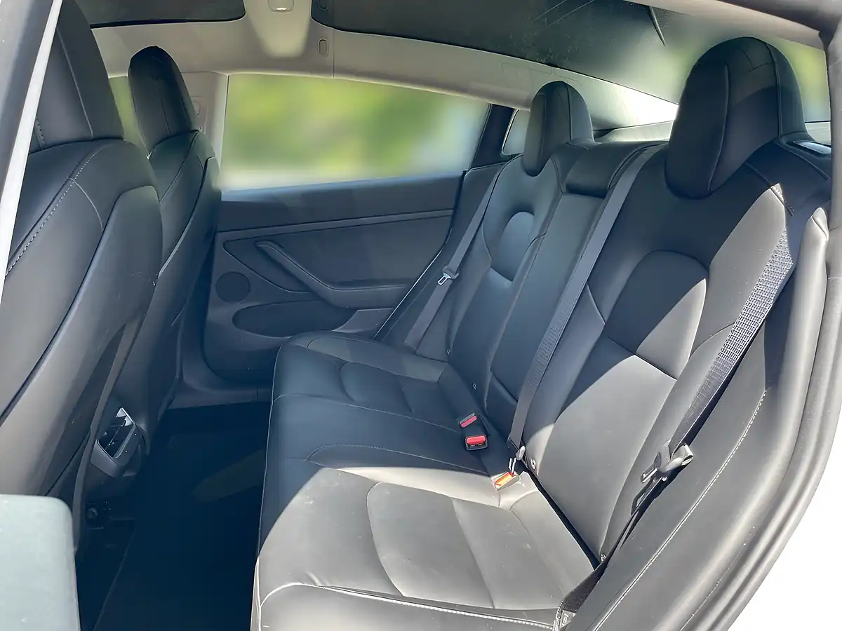 Used 2021 Tesla Model 3 Long Range White - Interior and Exterior details 12