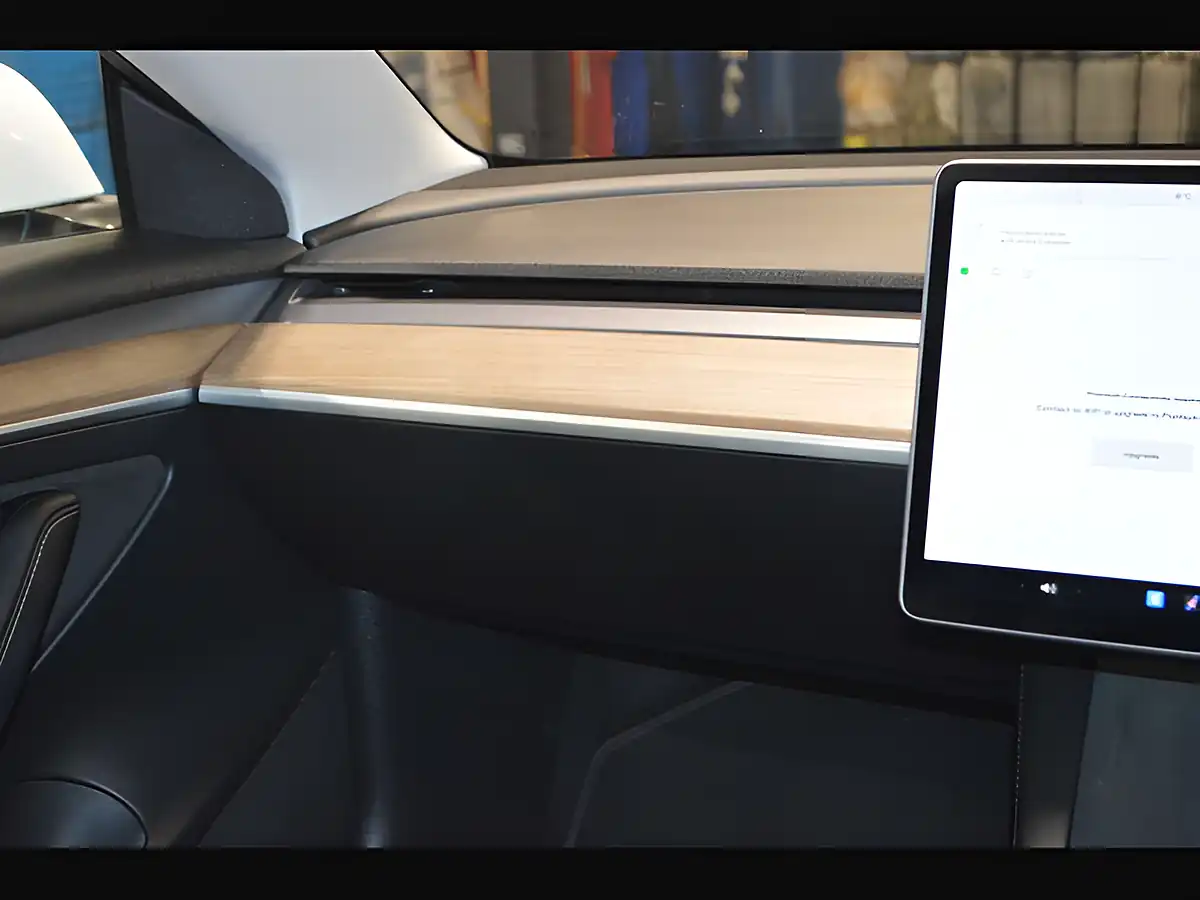 Used 2021 Tesla Model 3 Long Range White - Interior and Exterior details 16