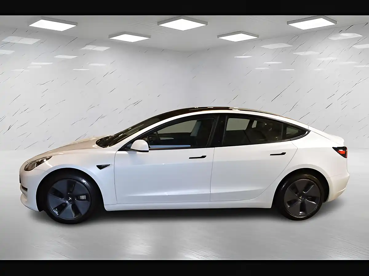 Used 2021 Tesla Model 3 Long Range White - Interior and Exterior details 5