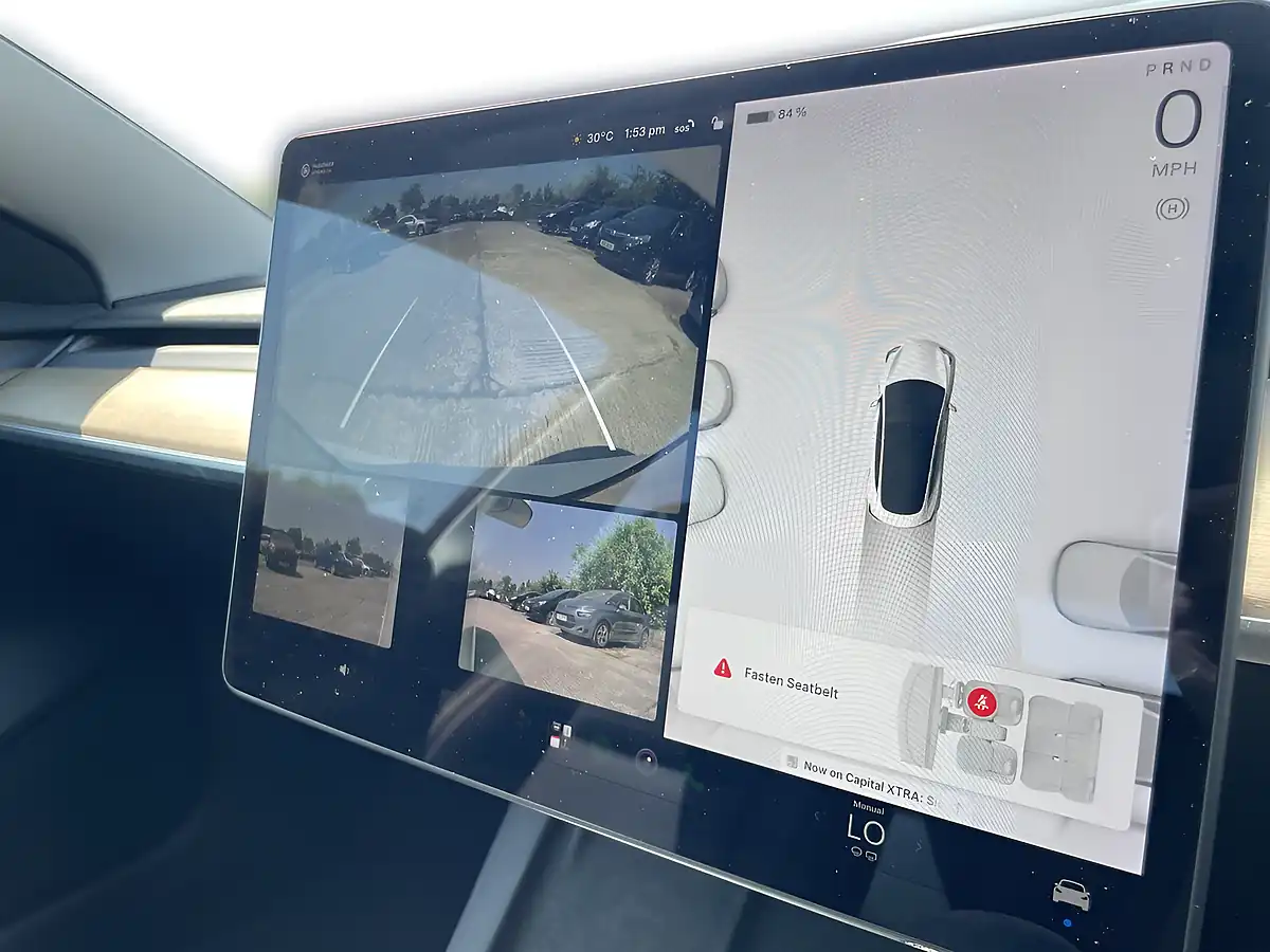 Used 2021 Tesla Model 3 Long Range White - Interior and Exterior details 6