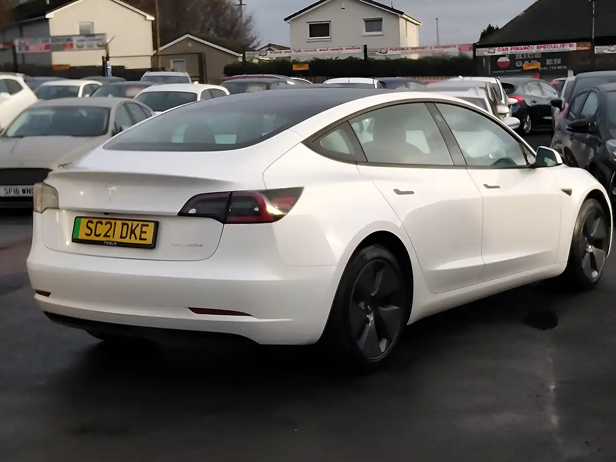Used 2021 Tesla Model 3 Long Range White - Interior and Exterior details 3