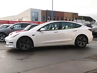 Used 2021 Tesla Model 3 Long Range White - Interior and Exterior details 6