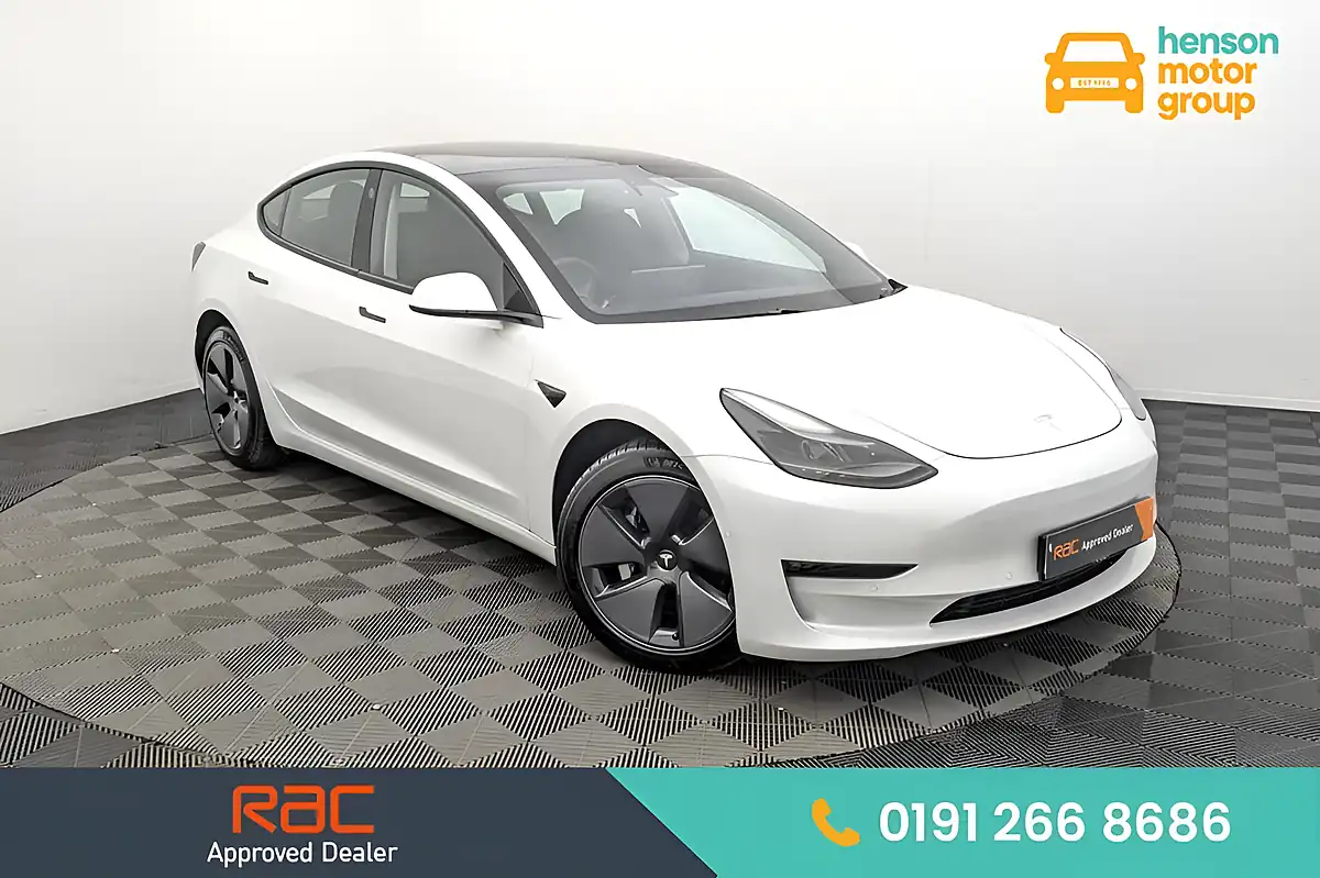 Used 2021 Tesla Model 3 Long Range White - Front View