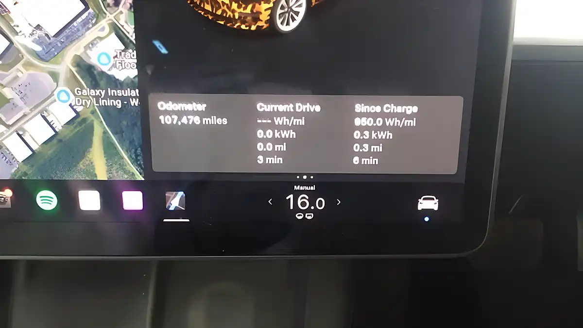 Used 2021 Tesla Model 3 Long Range White - Interior and Exterior details 11