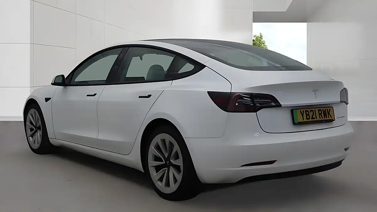 Used 2021 Tesla Model 3 Long Range White - Interior and Exterior details 3