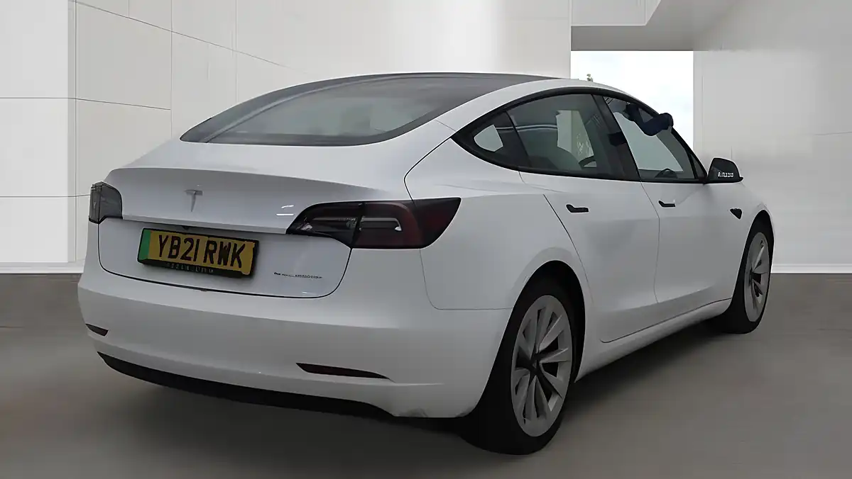 Used 2021 Tesla Model 3 Long Range White - Interior and Exterior details 4
