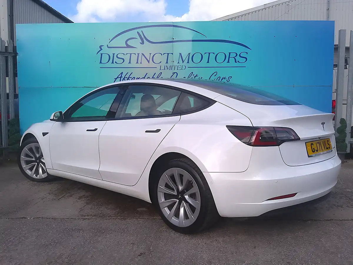 Used 2021 Tesla Model 3 Long Range White - Interior and Exterior details 6