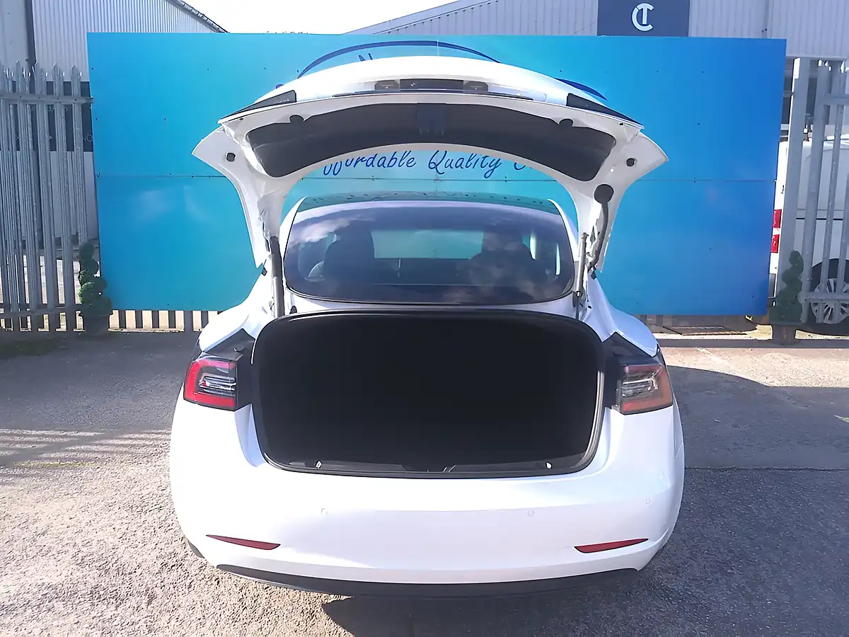 Used 2021 Tesla Model 3 Long Range White - Interior and Exterior details 9