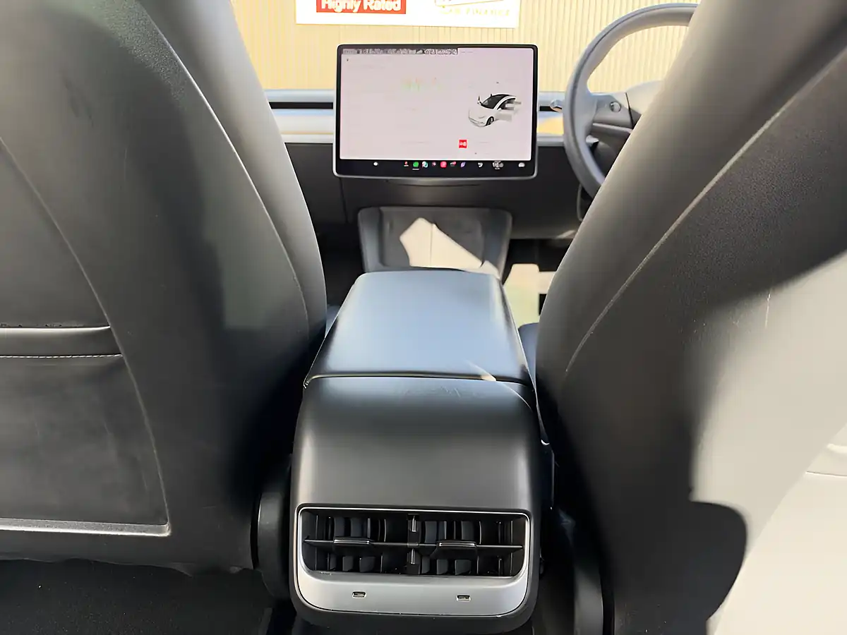 Used 2021 Tesla Model 3 Long Range White - Interior and Exterior details 17