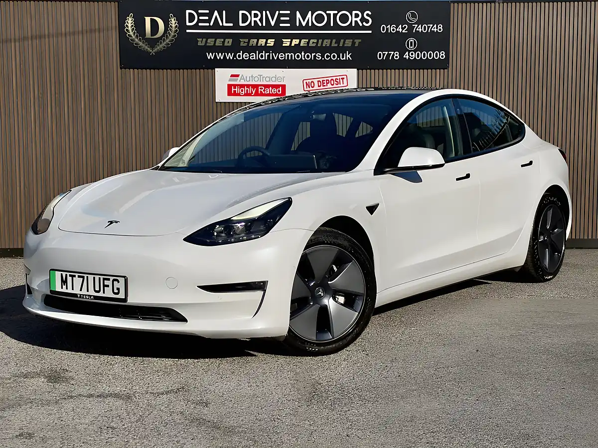 Used 2021 Tesla Model 3 Long Range White - Interior and Exterior details 3