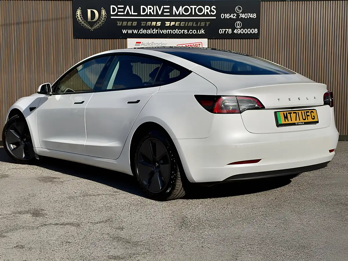 Used 2021 Tesla Model 3 Long Range White - Interior and Exterior details 5