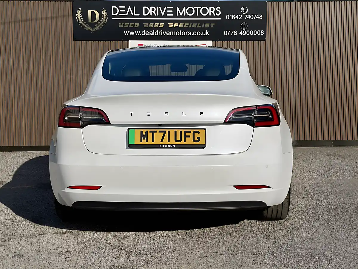 Used 2021 Tesla Model 3 Long Range White - Interior and Exterior details 6