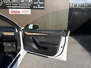 Used 2021 Tesla Model 3 Long Range White - Interior and Exterior details 9