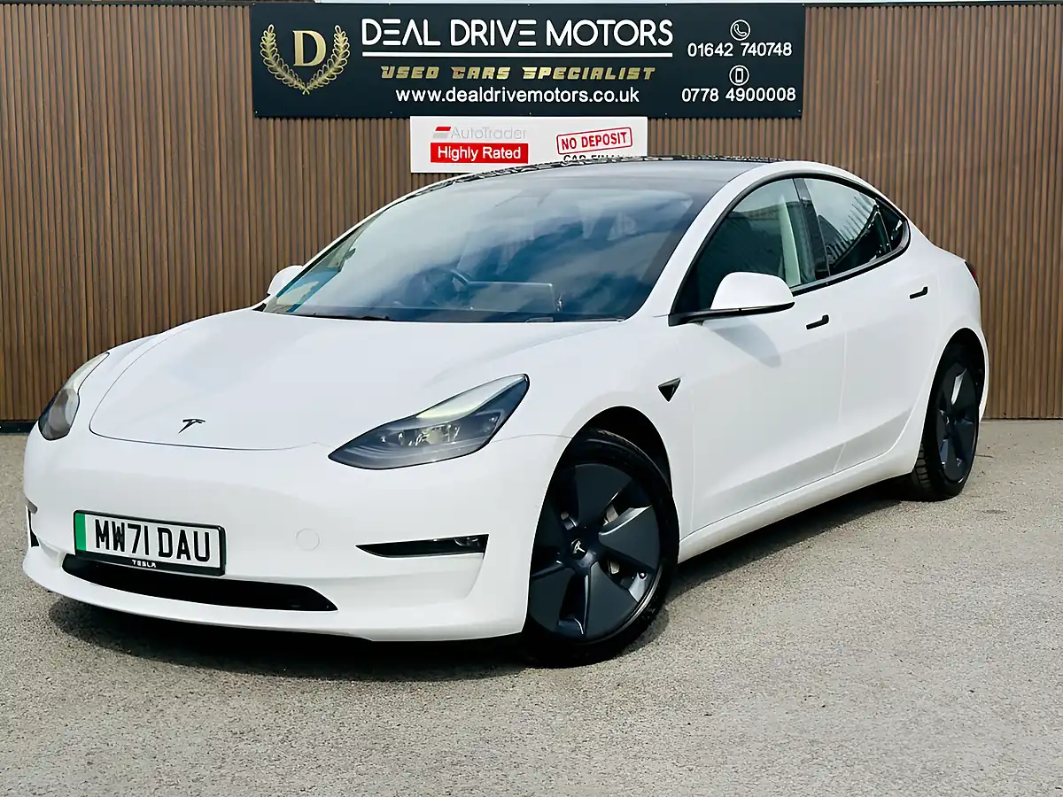 Used 2021 Tesla Model 3 Long Range White - Interior and Exterior details 3