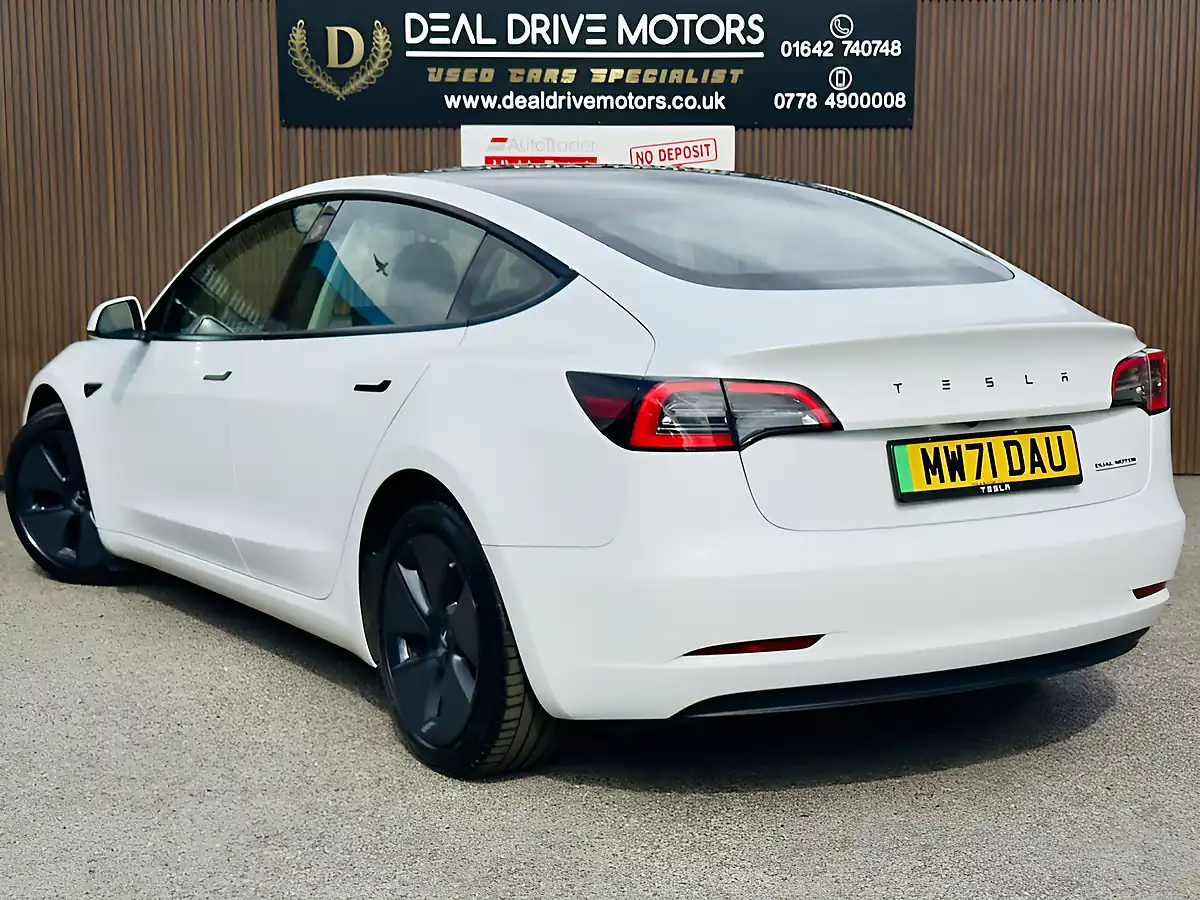 Used 2021 Tesla Model 3 Long Range White - Interior and Exterior details 5