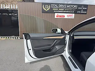 Used 2021 Tesla Model 3 Long Range White - Interior and Exterior details 9