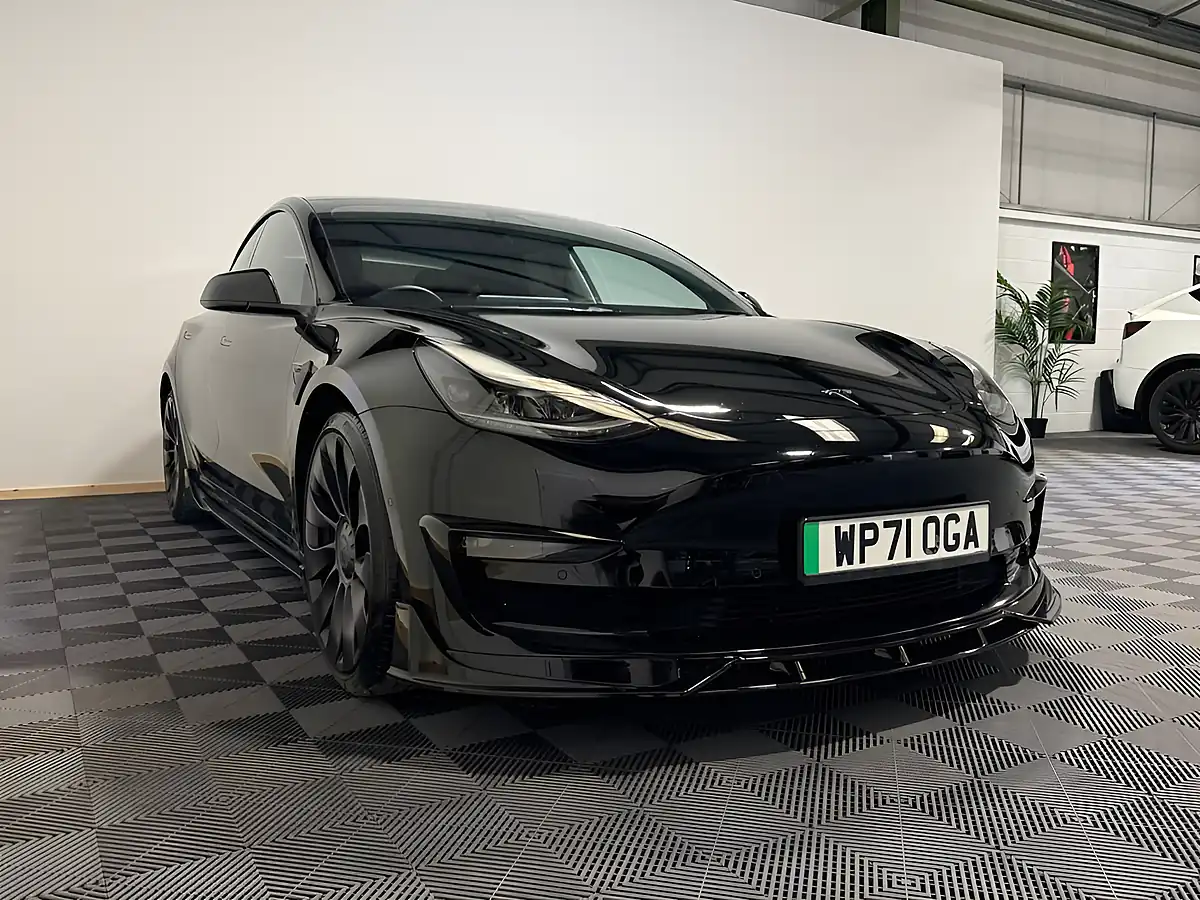 Used 2021 Tesla Model 3 Performance Black - Interior and Exterior details 5
