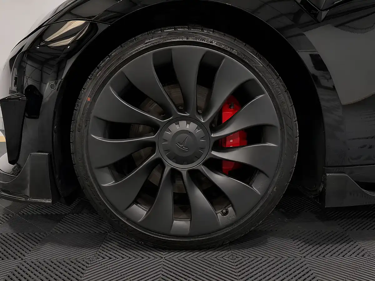Used 2021 Tesla Model 3 Performance Black - Interior and Exterior details 6
