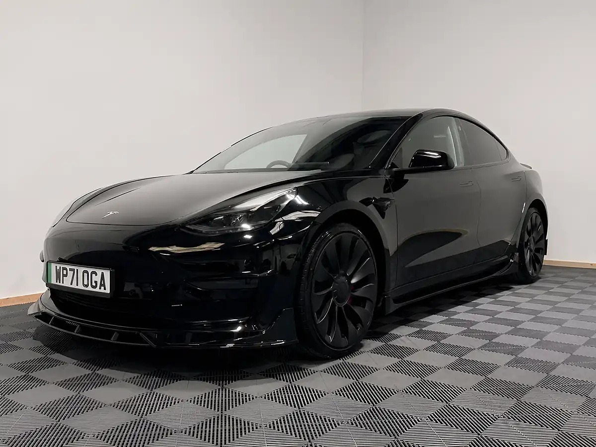 Used 2021 Tesla Model 3 Performance Black - Interior and Exterior details 9