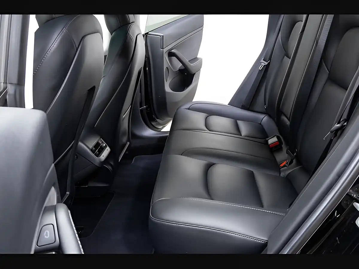 Used 2021 Tesla Model 3 Performance Black - Interior and Exterior details 12