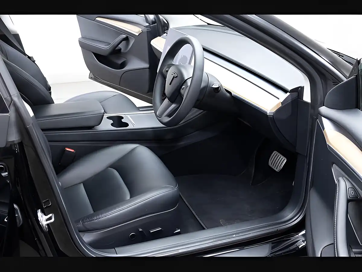 Used 2021 Tesla Model 3 Performance Black - Interior and Exterior details 14