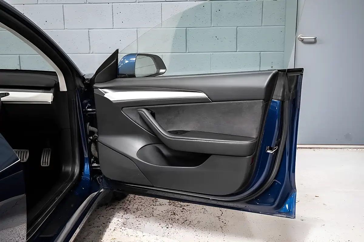 Used 2021 Tesla Model 3 Performance Blue - Interior and Exterior details 5