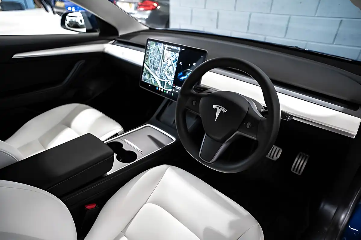 Used 2021 Tesla Model 3 Performance Blue - Interior and Exterior details 6