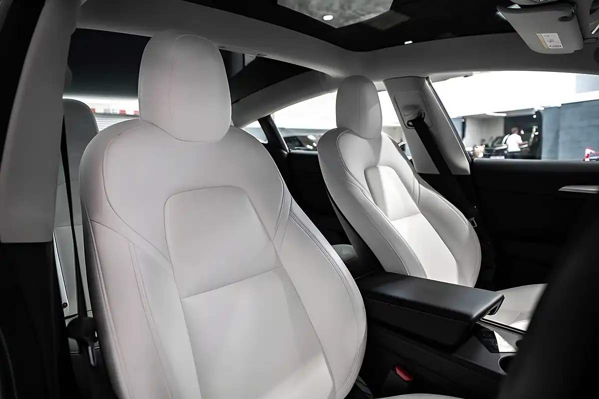 Used 2021 Tesla Model 3 Performance Blue - Interior and Exterior details 7