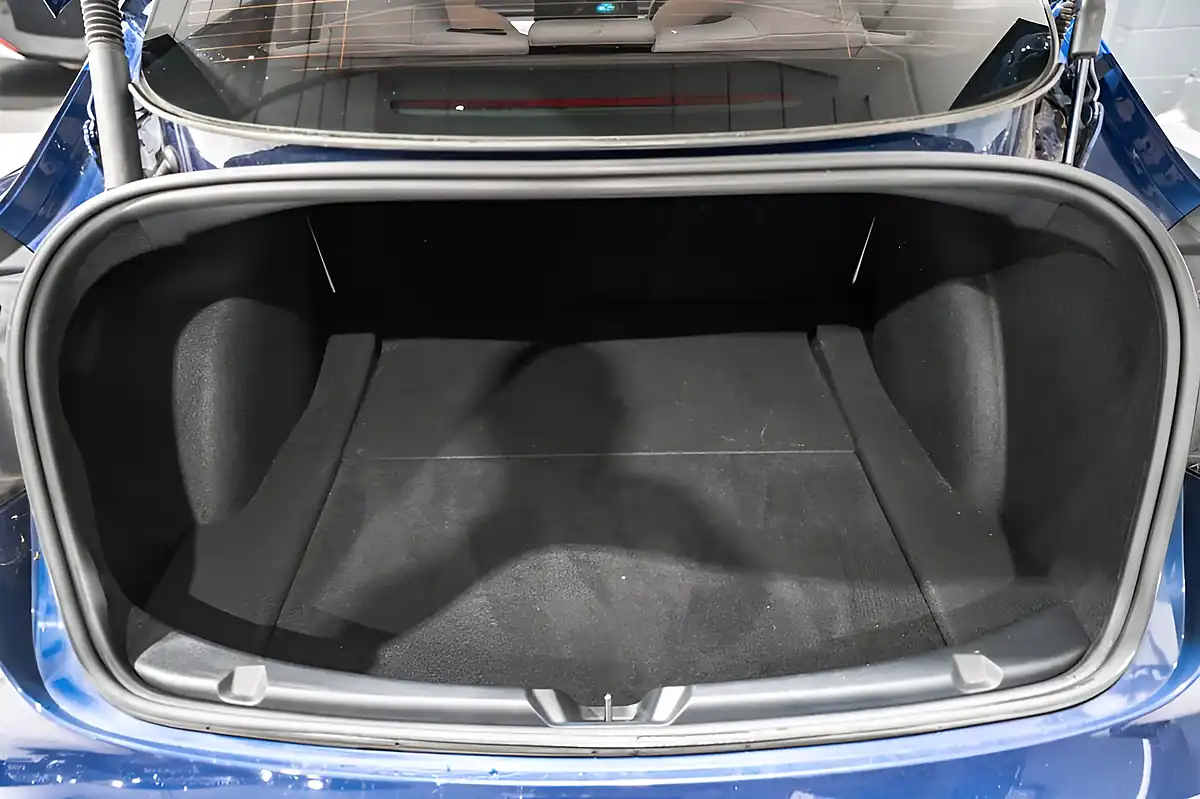 Used 2021 Tesla Model 3 Performance Blue - Interior and Exterior details 19