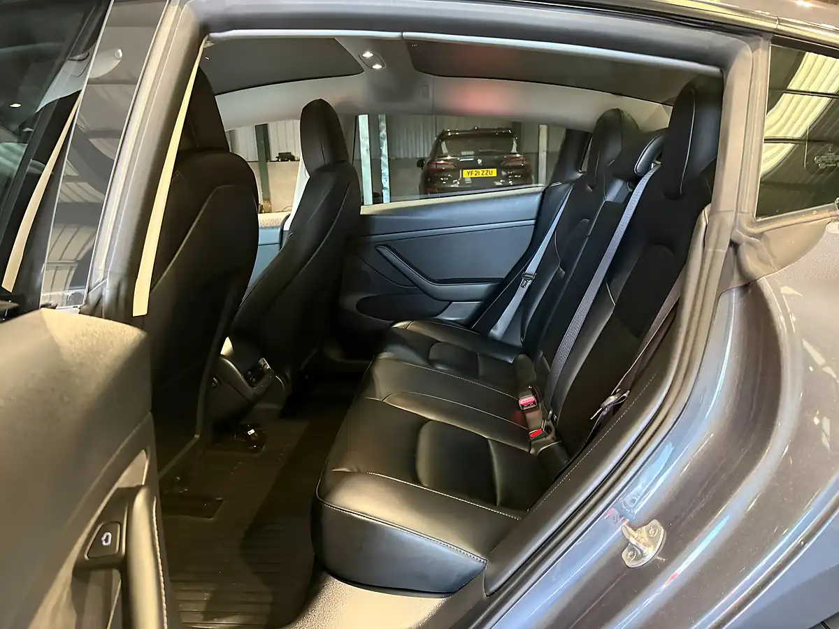 Used 2021 Tesla Model 3 Performance Grey - Interior and Exterior details 16