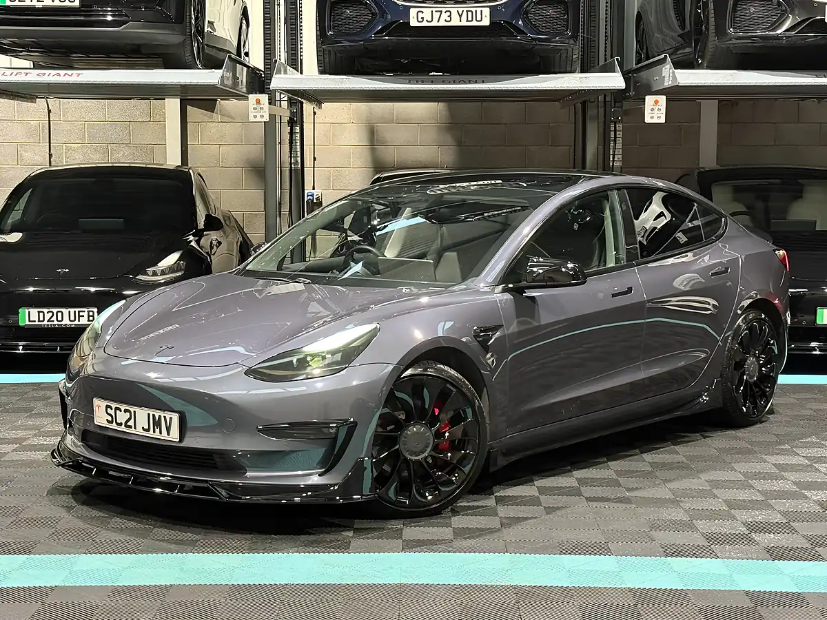 Used 2021 Tesla Model 3 Performance Grey - Interior and Exterior details 5