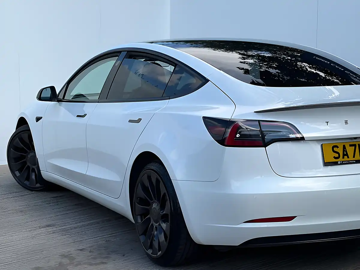 Used 2021 Tesla Model 3 Performance Pearl White - Interior and Exterior details 15