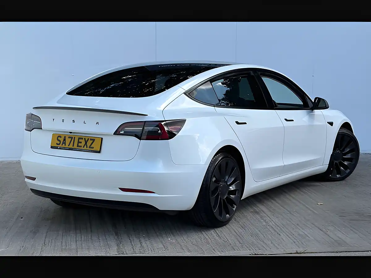 Used 2021 Tesla Model 3 Performance Pearl White - Interior and Exterior details 3