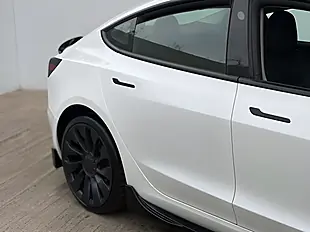 Used 2021 Tesla Model 3 Performance Pearl White - Interior and Exterior details 4